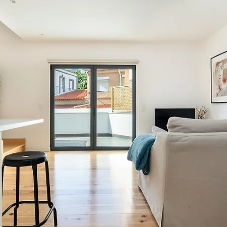 Sky Blue For 4 W/ Large Terrace Lisbon