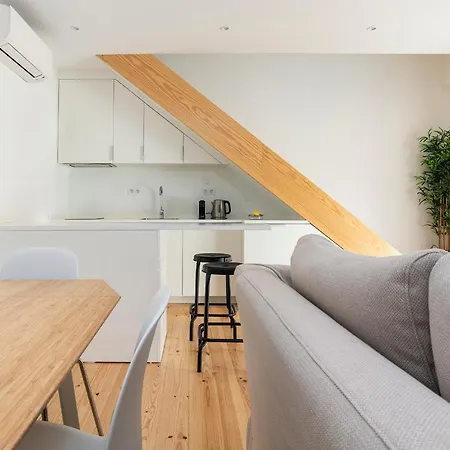 Sky Blue For 4 W/ Large Terrace * Lisbon